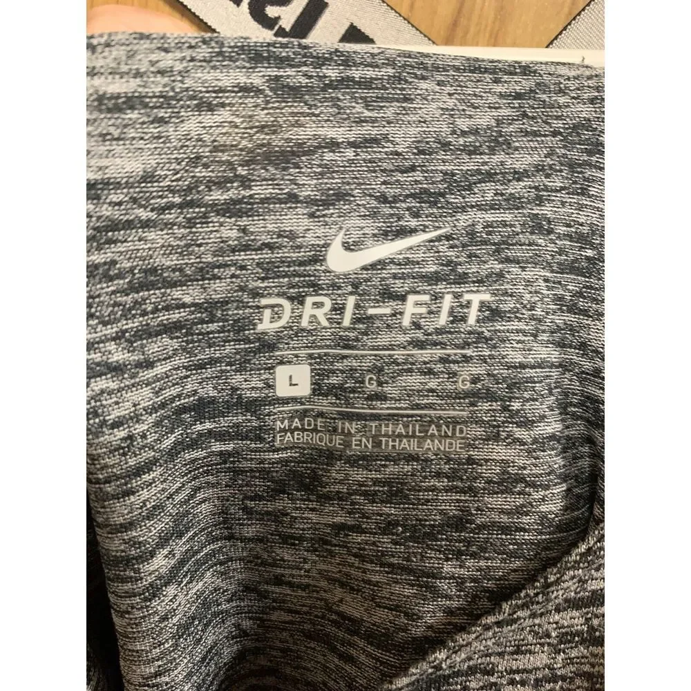 Nike Big Girls Dry Dri-FIT Grey Training Tank Top AH3955-010‎ Size Large